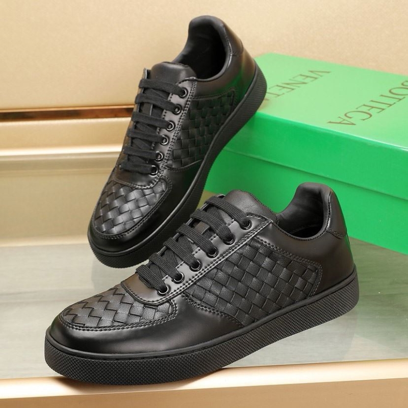 bo*te*ga Ve*ne*ta casual shoes